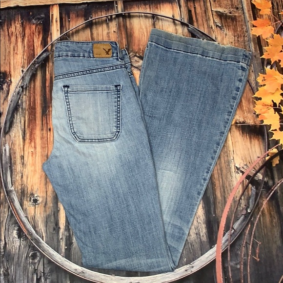 American Eagle Outfitters Denim - AMERICAN EAGLE Hi-Rise Button Fly Flare Artist